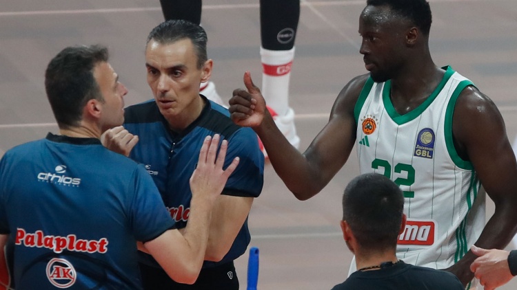 ΕΛ.ΑΣ.: Ταυτοποιήθηκαν 8 οπαδοί για απειλές στους διαιτητές των τελικών Παναθηναϊκός – Ολυμπιακός