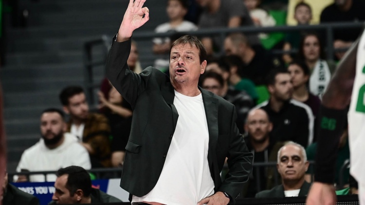 Άταμαν: «Με απόφαση του οργανισμού ο Παπαπέτρου θα παραμείνει εκτός ομάδας το επόμενο διάστημα»