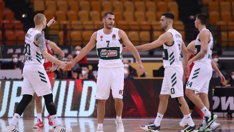 Νοικοκύρης στο «εξοχικό» του