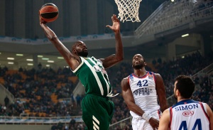 Πρόβλημα με Γκιστ πριν τη Φενέρ!