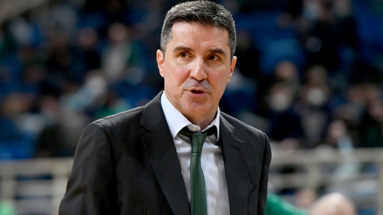 Πρίφτης: «Το πρόβλημα ήταν στη 2η περίοδο - Ας μη μιλήσω για τη διαιτησία»