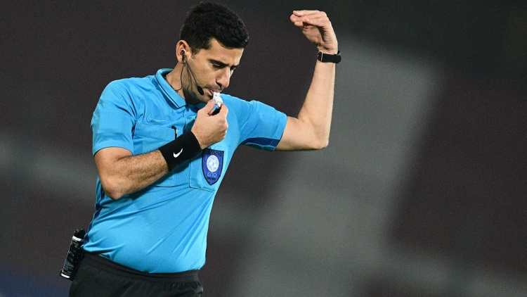 Ευαγγέλου στο γήπεδο, Φωτιάς στο VAR