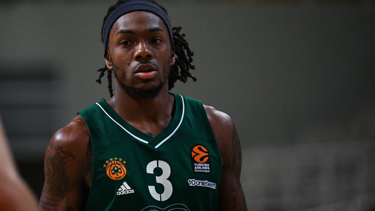 Πέρι: «Να κάνουμε όλοι ένα βήμα μπροστά για να καλύψουμε το κενό του Παπαπέτρου»