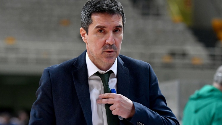 Πρίφτης: «Δεν έχουμε αποφασίσει ακόμα για τον Χουγκάζ»