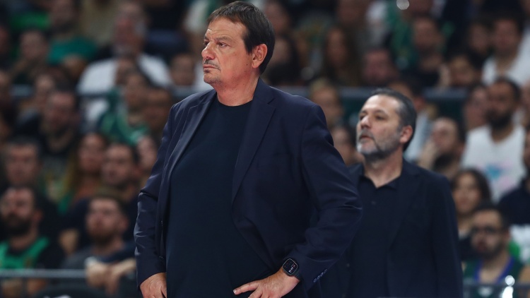 Άταμαν: «Σοβαρός ο τραυματισμός του Χολμς αλλά δε χρειάζεται επέμβαση – Επιστρέφει ο Λεσόρ, νέα μας μεταγραφή!»