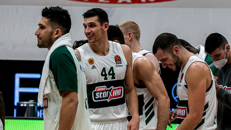 Τέλος ο Μήτογλου που υπογράφει στην Αρμάνι Μιλάνο