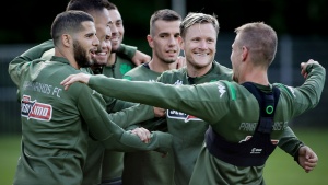 Δείπνο αποχαιρετισμού από Χρ. Δώνη, Γιόχανσον και Ινσούα