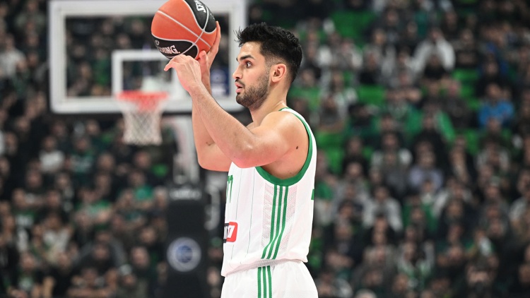 Χάνει με κάταγμα τον Γιούρτσεβεν για 1-2 μήνες και πάει για ψηλό ο Παναθηναϊκός!