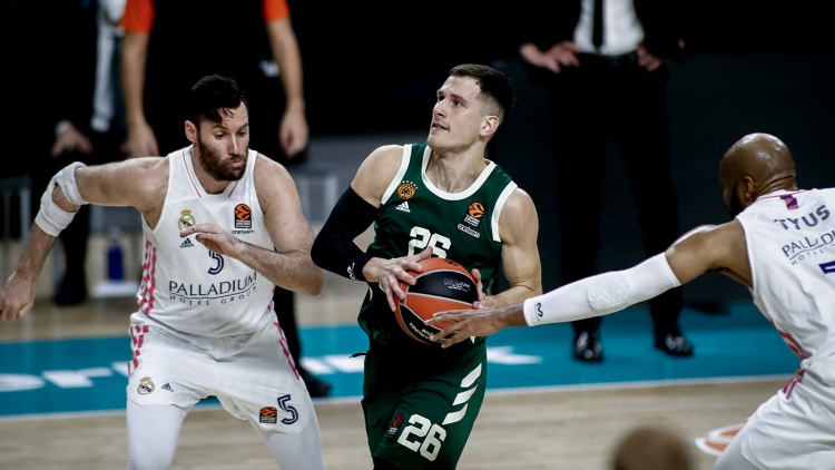 «Ρεάλ Μαδρίτης και Φενέρμπαχτσε ενδιαφέρονται για τον Νέντοβιτς» (pic)