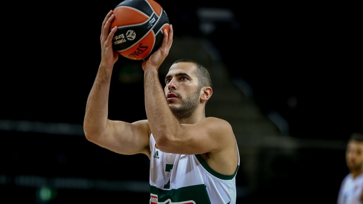 Πλήγμα με Μποχωρίδη που χάνει το ντέρμπι