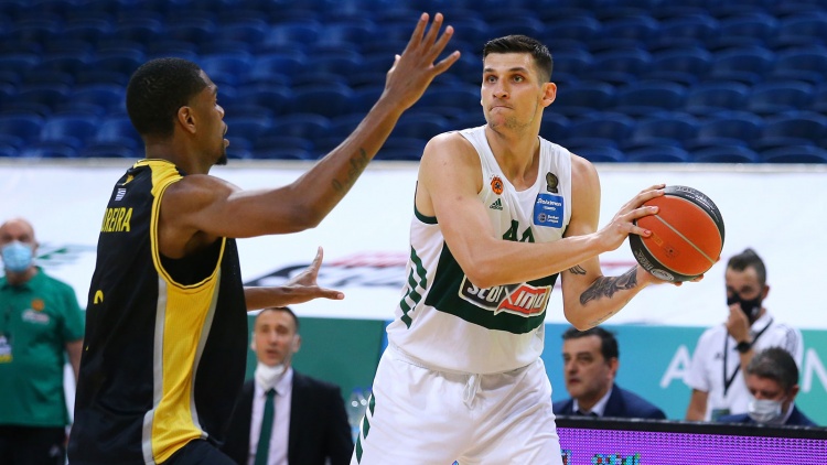 Οι 12άδες του ΑΕΚ-Παναθηναϊκός