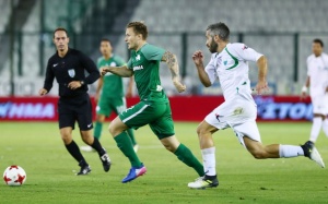 Αποχώρησε τραυματίας ο Γιόχανσον, &quot;μπήκε&quot; ο Τζανδάρης