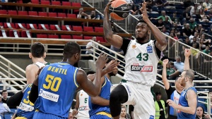 Η παρακάμερα της δεύτερης νίκης του Παναθηναϊκού κόντρα στο Περιστέρι (vid)