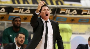 Πασκουάλ: &quot;Στο ίδιο επίπεδο για 40 λεπτά&quot;