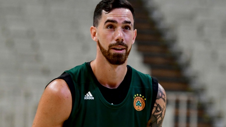 Βιλντόζα: «Να δουλέψουμε σκληρά. Αυτός είναι ο μόνος τρόπος για να κερδίζεις» (vid)