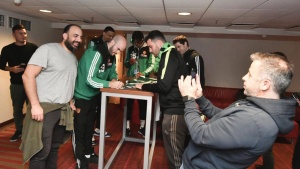 Ομάδα και κόσμος μαζί στο Κάουνας (vid)