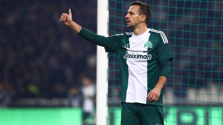 Με Μαξίμοβιτς και Μπακασέτα η 11άδα του Παναθηναϊκού κόντρα στον ΠΑΟΚ