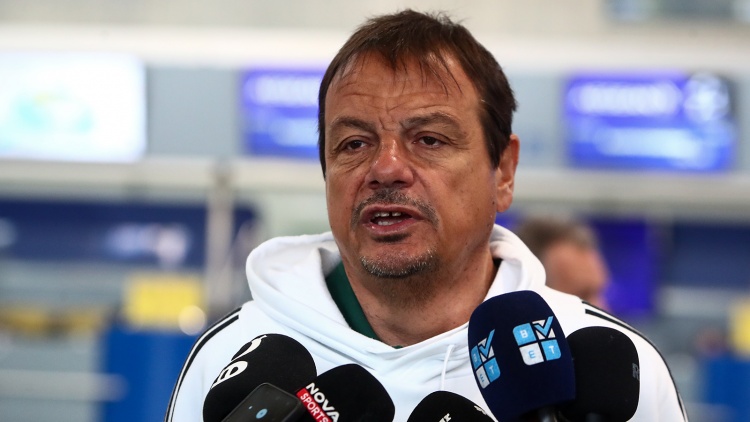 Άταμαν: «Δείξαμε ότι είμαστε καλύτεροι - Ο Ναν να μην σκέφτεται την τακτική και να κάνει το παιχνίδι του»