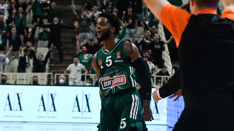 Παρέσυρε την Εφές στο ΟΑΚΑ με «μυθικό» Μέικον ο Παναθηναϊκός