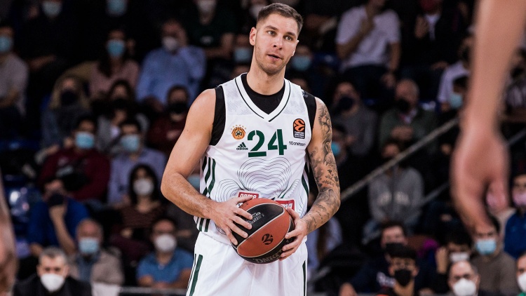 «Επιστρέφει στον Ερυθρό Αστέρα ο Γιόβιτς»