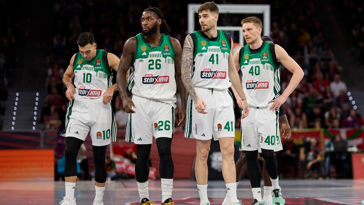 Μέρος της προπόνησης Σλούκας και Ερνανγκόμεθ