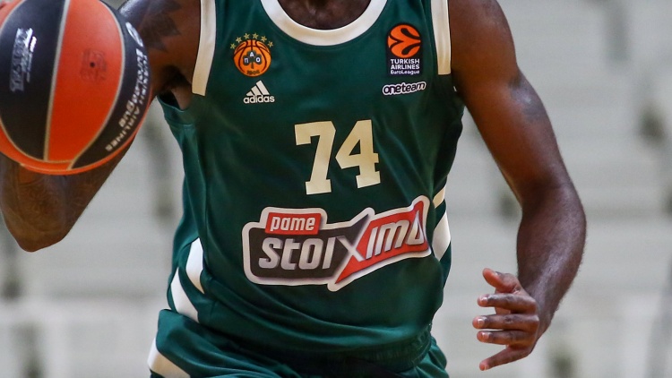 Αυξημένη ζήτηση για τη φανέλα του Παναθηναϊκού