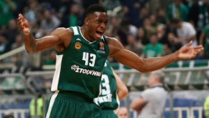 Καλάθης, Αντετοκούνμπο και Σίνγκλετον στο Top-20 (vid)