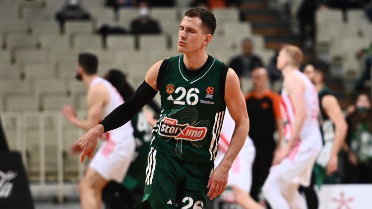 Στο Top 10 το τρομερό τρίποντο του Νέντοβιτς με τον Ερυθρό Αστέρα (vid)