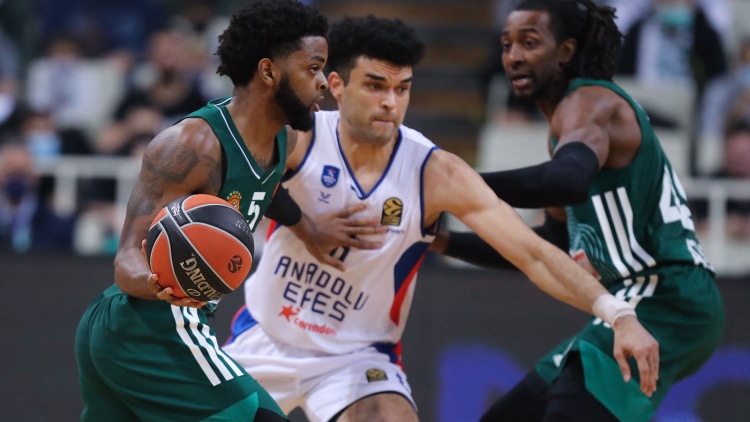 «Πληγωμένος» για «μάχη» στην Πόλη