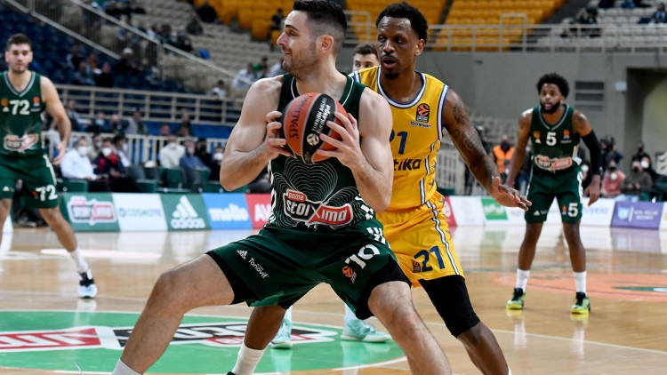 Παπαπέτρου: «Μόνο με την άμυνα μπορούμε να προσεγγίσουμε το ματς με τη Ρεάλ»