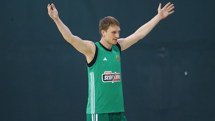 Μάριους Γκριγκόνις: «Είμαι καλά – Στόχος μας με τον Παναθηναϊκό είναι οι τίτλοι»