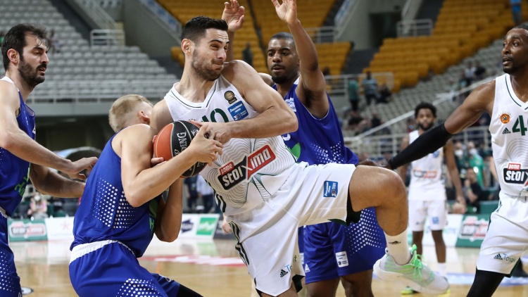 Εκτός ο Παπαπέτρου - Στο δρόμο της επιστροφής ο Καββαδάς