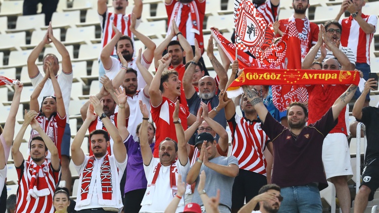 Σάμσουνσπορ-Παναθηναϊκός: Απαγόρευση σε κορεό με τον Κεμάλ από την UEFA και τις τοπικές αρχές