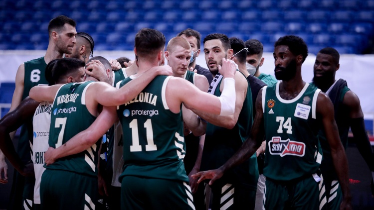 Βάζει μπροστά για την πρώτη «κούπα»!