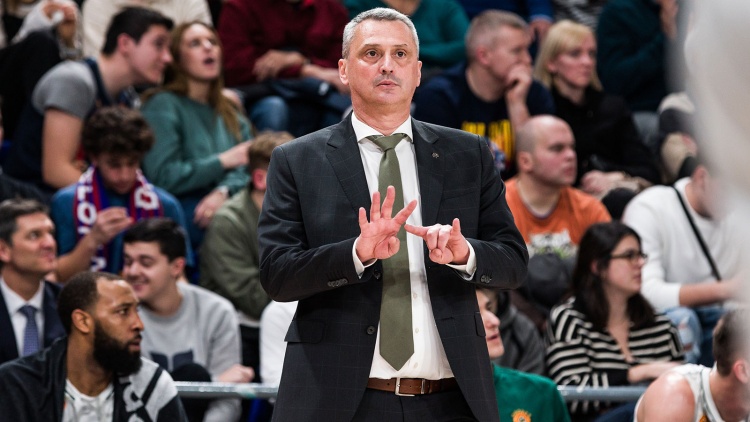 Ράντονιτς: «Θα αποφασίσουμε για Ουόλτερς την ημέρα του ντέρμπι»