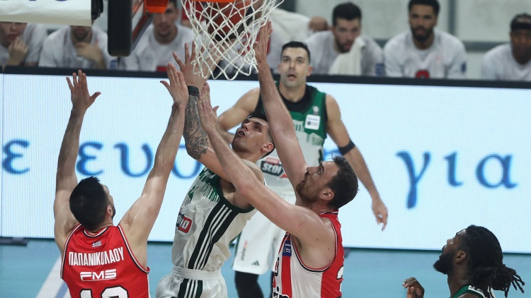 Οι 12άδες του 3ου τελικού