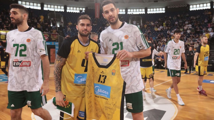 Ο Άρης έστειλε μήνυμα στήριξης προς τον φροντιστή του Παναθηναϊκού (pic)