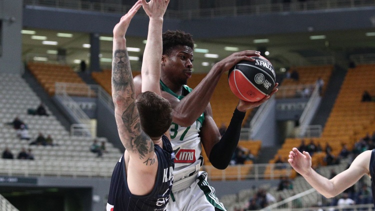 Αντετοκούνμπο: «Είμαστε έτοιμοι για μεγάλα πράγματα»