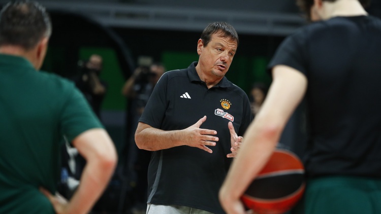 Έργκιν Άταμαν: «Δεν αλλάζω το σύστημα – Το μπάσκετ το κερδίζουν οι παίκτες, όχι η τακτική»