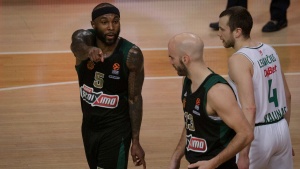 Ράις: «Ταξίδι; Μόνο με τον Καλάθη» (vid)