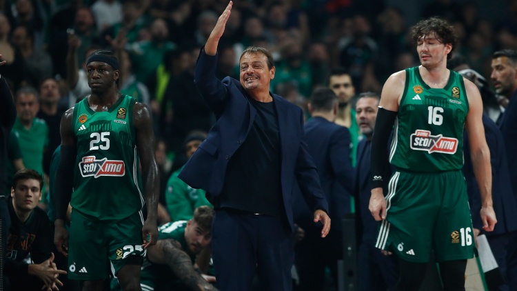 Άταμαν σε παίκτες: «Δεν γίνεται να παίζουμε στην Euroleague όπως παίζουμε στο πρωτάθλημα»