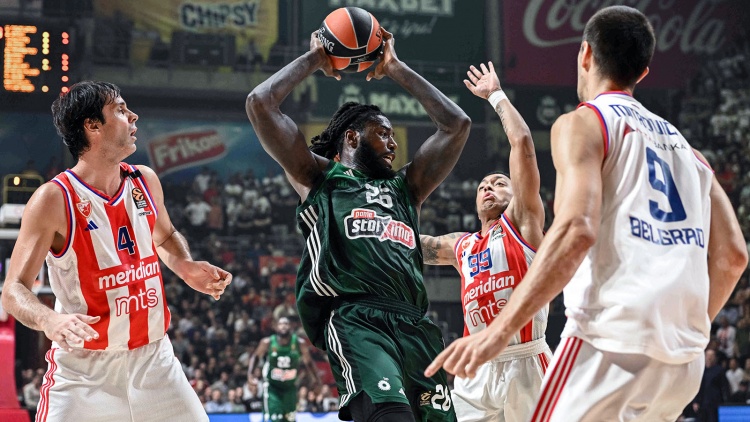 Συνάντηση του Λεσόρ με παίκτες του Ερυθρού Αστέρα μετά το ντέρμπι με την Παρτίζαν (vid)