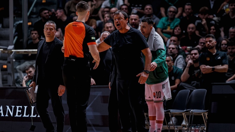 Πρόστιμο 8.000 ευρώ στον Έργκιν Άταμαν από την Euroleague για τη συμπεριφορά του στο ματς με τη Βίρτους