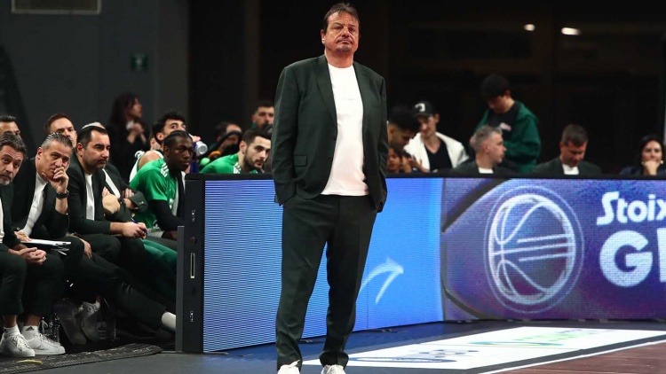 Άταμαν: «Παίζουμε πολύ καλό μπάσκετ - Δε θα έχουμε κάποια προσθήκη με τον Ολυμπιακό»