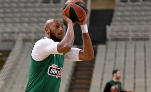 Εκτός ο Πέιν, στη 12άδα με Εφές ο Σακελλαρίου