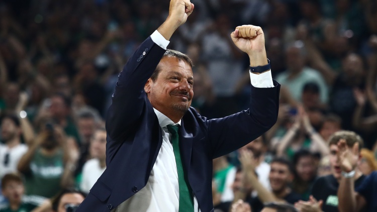 Αταμάν: «Ήταν δύσκολο να συγκεντρωθούμε - Μένει ακόμα ένα ματς για να πάμε στους τελικούς»