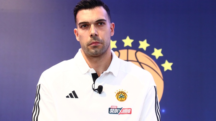 Σλούκας: «Ζούμε το τώρα, όχι το παρελθόν και το τώρα είναι να πάρουμε το πρωτάθλημα»