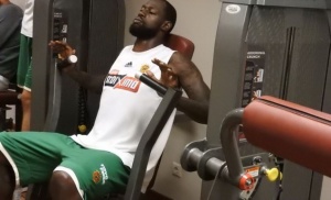 Προπόνηση με βάρη για τους «πράσινους» (pics)