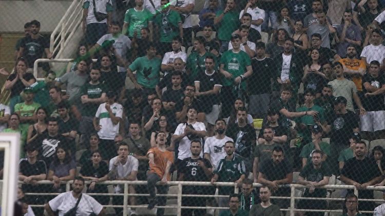 Κλειστό το VIP Lounge με Ρεάλ - Ανοίγουν τα εκδοτήρια στο πάρκινγκ του ΟΑΚΑ