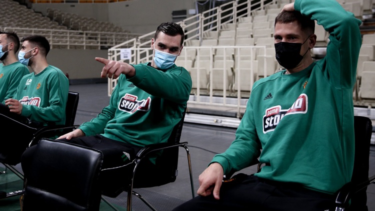 Χεζόνια αντί Νέντοβιτς στο ρόστερ του Παναθηναϊκού